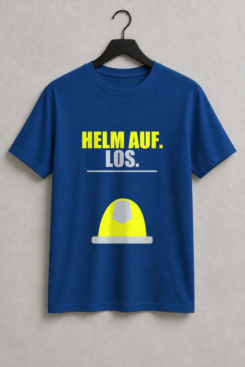 Helm auf. Los.
